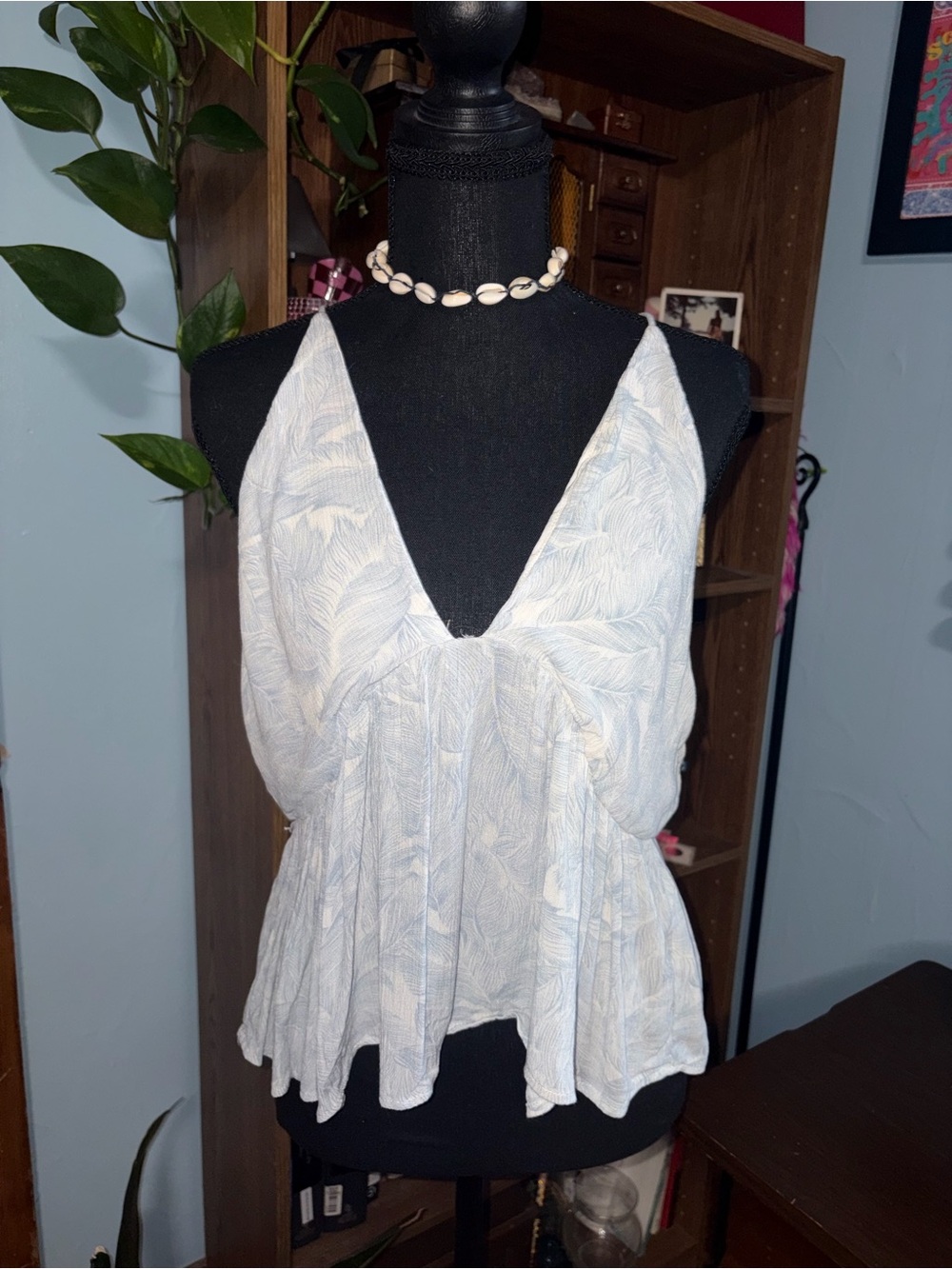 Light Blue V-Neck Sleeveless Women's Top